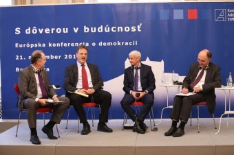S dôverou v budúcnosť alebo ako sa vysporiadať s nárastom extrémizmu
