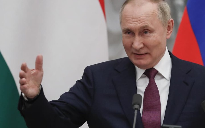 Viac ako polovica Slovákov má pozitívny vzťah k Putinovi