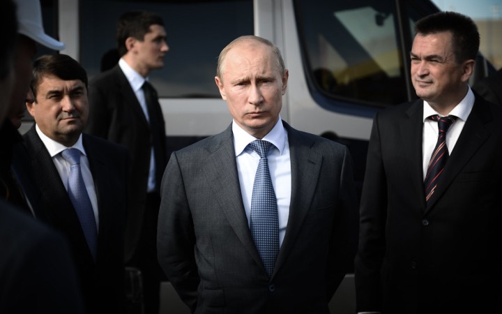 Kto môže za ukrajinskú krízu – liberálne ilúzie Západu alebo agresívny Putin?