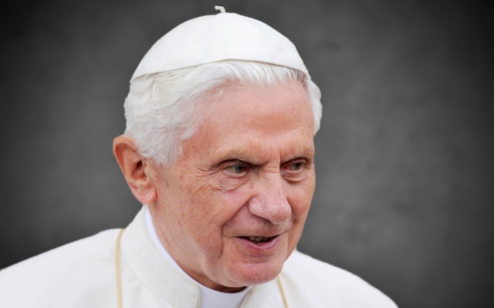 Prečo Benedikt XVI. čelí novej vlne obvinení a aká je jeho obhajoba?