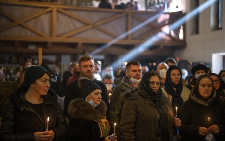 Kostoly sú plné, ľudia sa modlia a sú otvorenejší evanjeliu