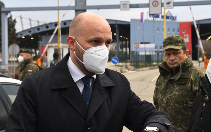 Na Slovensko by mohlo prísť 1200 vojakov NATO, oznámil Jaroslav Naď