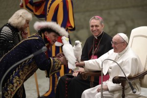 Pápež pozval núdznych ľudí z okolia Ríma do cirkusu
