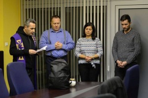 Bol exorcista u Jurinovej správnym krokom?