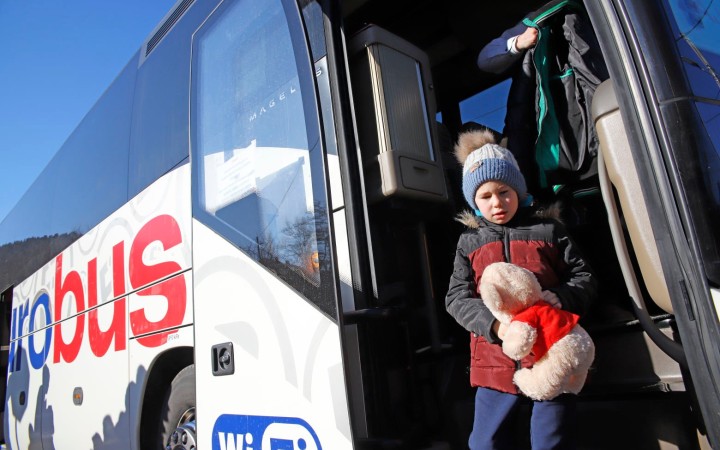 Saleziáni priviezli 48 detí zo sirotinca v Ľvove, prijmú ich slovenské rodiny
