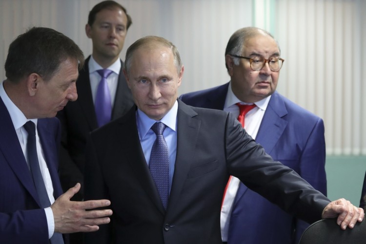 Historik Zubov: Putin vyvolal v ruskej elite hrôzu a paniku. Jej lojalita je otrasená