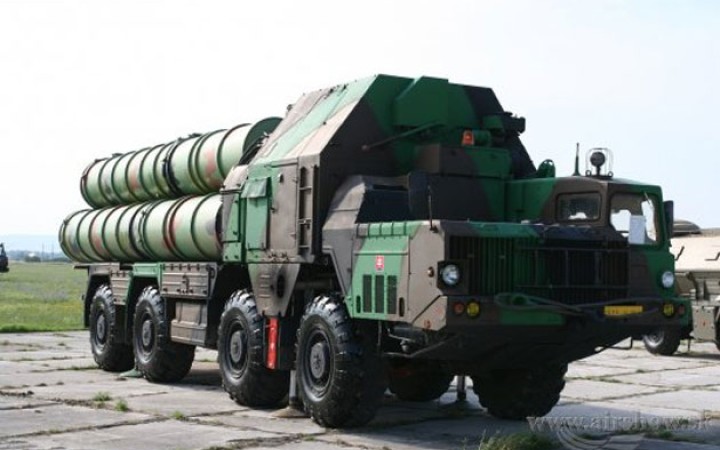 Slovensko predbežne súhlasilo, že Ukrajine poskytne protilietadlový systém S-300