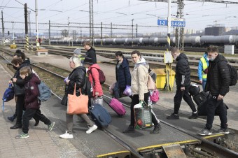Neberieme to tak, že suplujeme štát. Ten nemôže poskytnúť skutočné prijatie