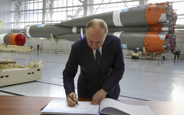 Mierové rokovania sú na mŕtvom bode. Svoje ciele dosiahneme, vyhlásil Putin