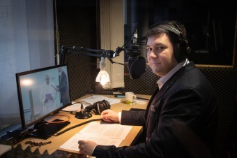 František číta pomerne rýchlo, často prekvapí príslovím z Argentíny