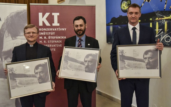 Tri reči na Tatarku
