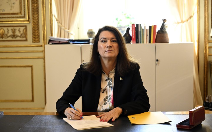 Švédsko podpísalo oficiálnu žiadosť o členstvo v NATO