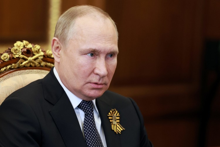 Keď Západ uvažuje, ako Putinovi zachovať tvár, Východ má dôvod na obavy