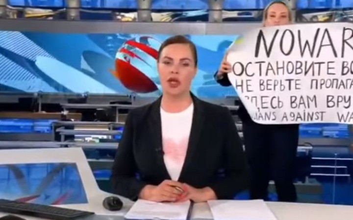 Tohtoročnou laureátkou Ceny Václava Havla za ľudské práva sa stala ruská novinár