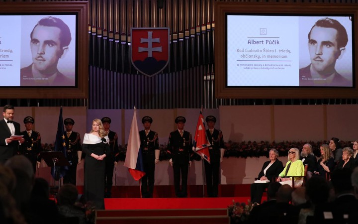 Spor o Púčikovej skupine je obeťou ideologizácie