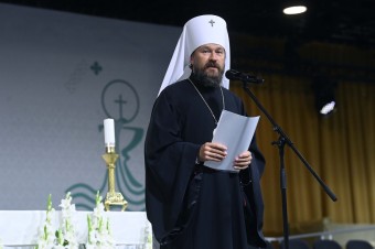 Hilarion stratil Kirillovu dôveru. Nepodporoval jeho tvrdú líniu proti Ukrajine