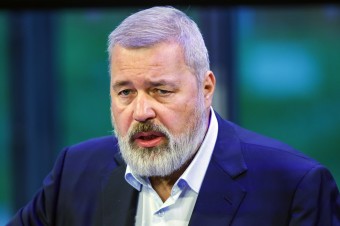 Ruský novinár Muratov vydražil Nobelovu medailu za vyše 100 miliónov dolárov