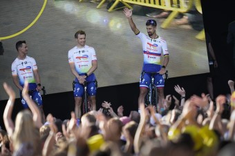 Pogačar s chuťou na žltý hetrik, Sagan prvýkrát vo francúzskom tíme