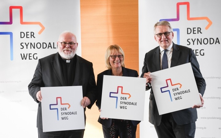 Nemecká synodálna cesta nemá právomoc na zmeny náuky a morálky, znie z Vatikánu