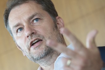 Matovič vyzdvihol Maďarov za megainvestíciu, my sme podľa neho chudobní príbuzní