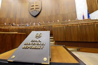 Ešte raz o kauze poslankyne Marcinkovej a skaze gramatického výkladu zákona