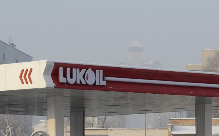 Po páde z nemocničného okna zomrel viceprezident koncernu Lukoil