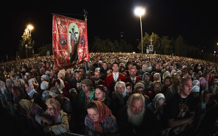 Výročie zavraždenia ruskej cárskej rodiny si pripomenuli krížovou cestou