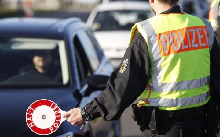 K Česku sa pridáva aj Rakúsko, opatrenia zavedie od polnoci