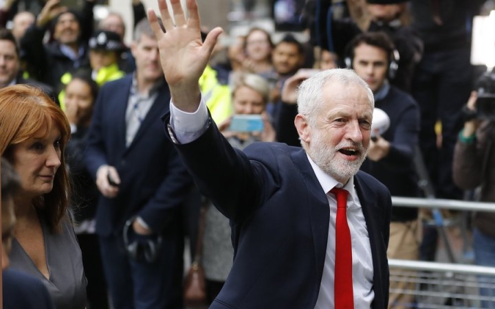 S Corbynom prišiel k labouristom antisemitizmus moslimského typu
