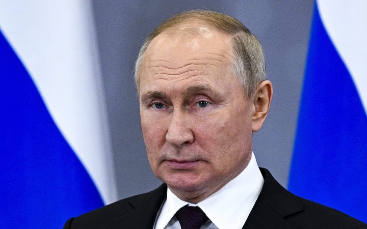 Je Vladimir Putin Bonaparte bez vojenskej geniality?