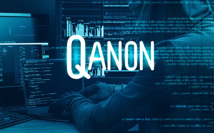 Temná konšpirácia QAnon, ktorá pobláznila Ameriku 