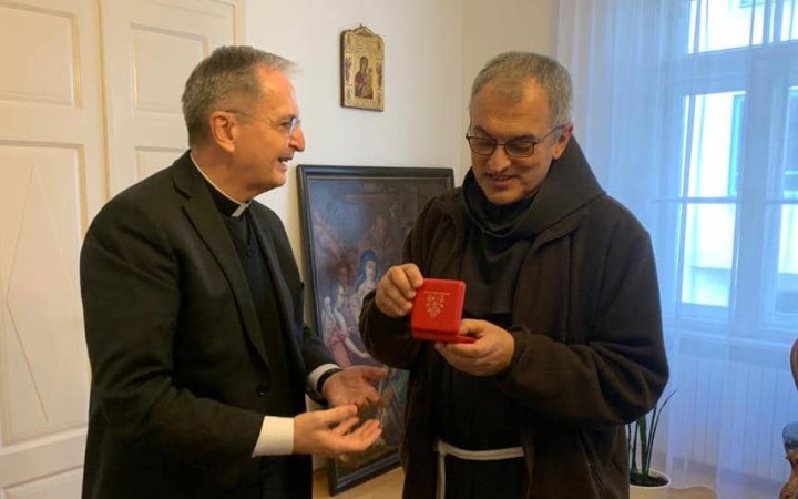 Na Slovensko prišiel generálny predstavený Menších bratov františkánov