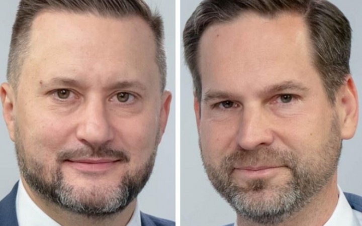 Matúš Vallo vedie v poslednom predvolebnom prieskume agentúry AKO s podporou 59,
