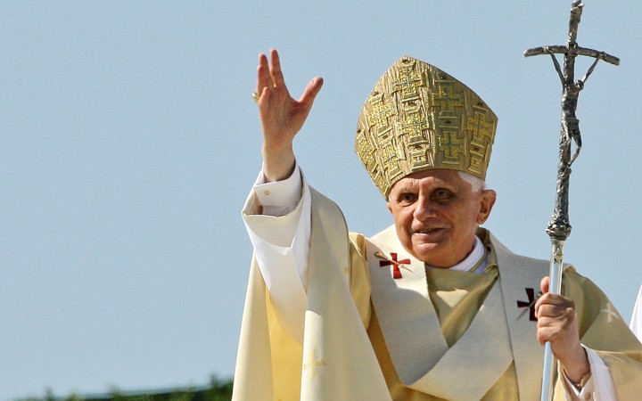 Kto dnes chce byť kresťanom, musí mať odvahu byť nemoderný ako Benedikt XVI.