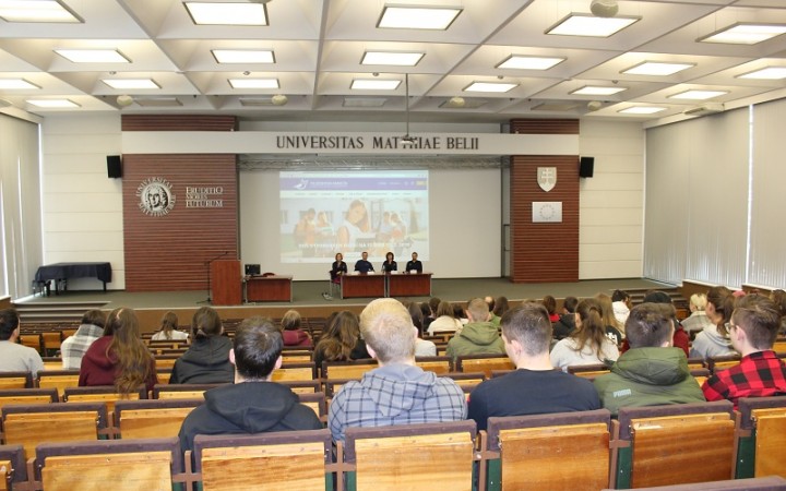 Pre výskum slova sodomia dostal vyučujúci pokarhanie za provokáciu