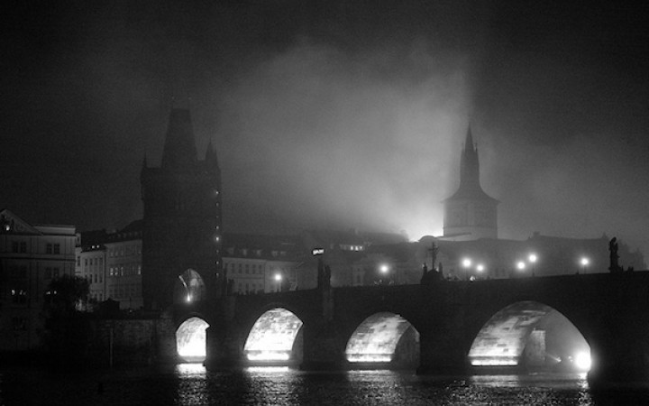 Vyšiel anglický román o československom disente. Píše Roger Scruton