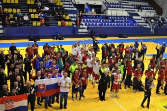 Minulý týždeň sa v Rumunsku konali Majstrovstvá Európy kňazov vo futsale