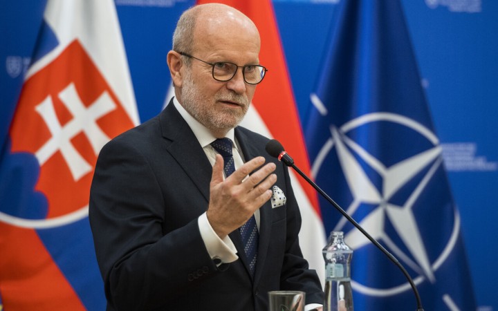 Našu zahraničnú politiku riadi antidiplomat