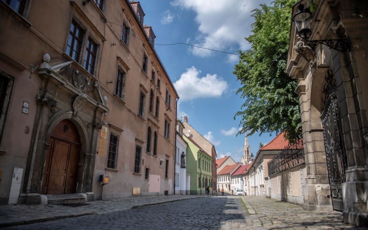 Bohosloveckú fakultu v Bratislave čaká rekonštrukcia, formácia prejde do Nitry