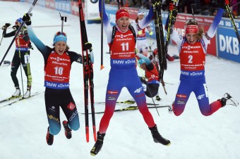 Historický výsledok pre slovenský biatlon. Kuzminová prvá, Fialková druhá