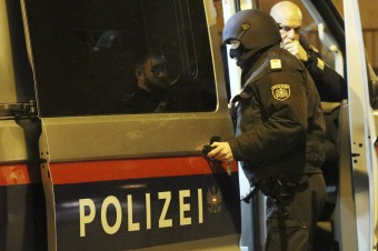 Pri lúpežnom prepadnutí zranili piatich mníchov, jedného ťažko