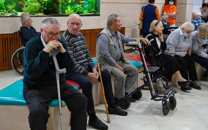 Na prelome storočí bude mať každý siedmy Slovák viac ako 80 rokov