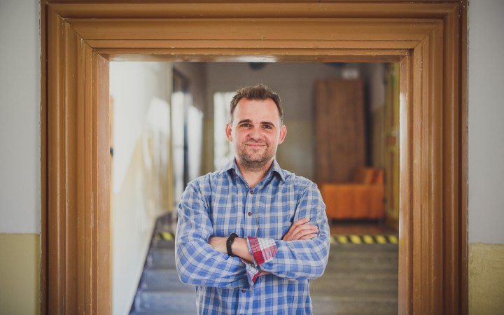 Učím akoby o nejakom alternatívnom svete. V celej triede mám len dvoch kresťanov