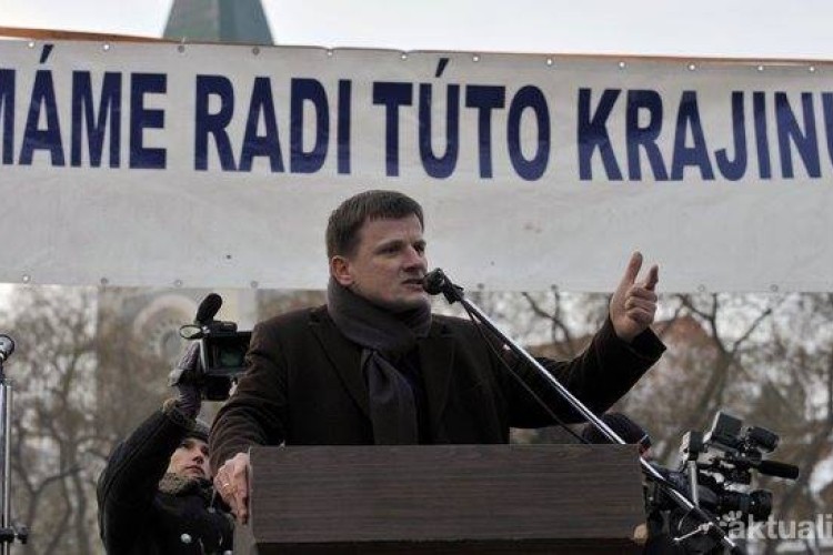 Pukance, kúpte si pukance! Predstavenie začína.