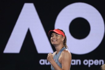 Wozniacka neobháji titul, v 3, kole prehrala so Šarapovovou