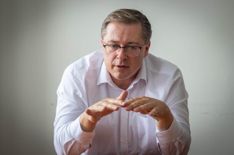 Po nástupe Matovičovej vlády Vašečka varoval pred konzervatívnou revolúciou. Dne