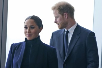 Princ Harry a Meghan takmer havarovali, keď ich prenasledovali paparazzovia