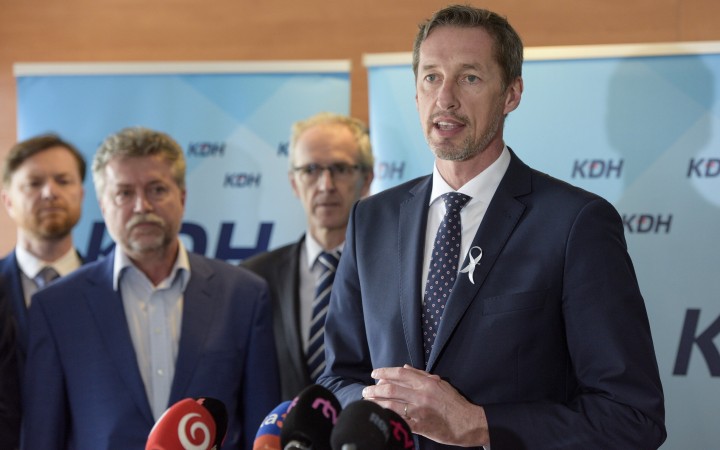 Definovať povolebných partnerov a nedať si vnútiť progresívnu psiu hlavu