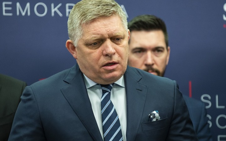 Smer nepôjde do vlády so stranou, ktorá bude žiadať vystúpenie z NATO a EÚ