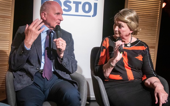 Záborská odmieta Smer, Hlas aj PS, Mikloško sa pýta, s kým chce potom vládnuť